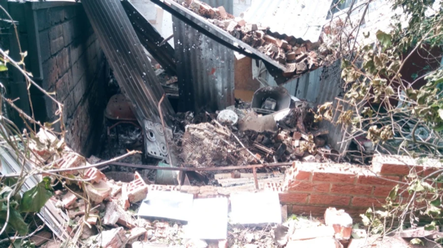 Війна на Донбасі: бойовики поцілили в житловий будинок у Широкиному