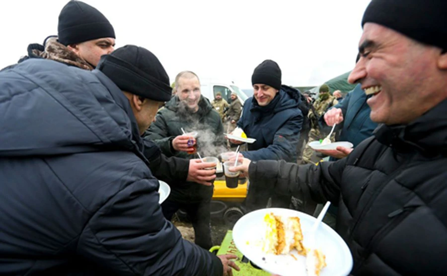 Стали відомі імена перших 25 повернутих в Україну осіб