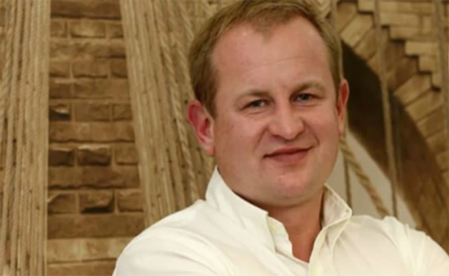 Депутат, который когда-то задекларировал почти 600 квартир, начал прятать доходы