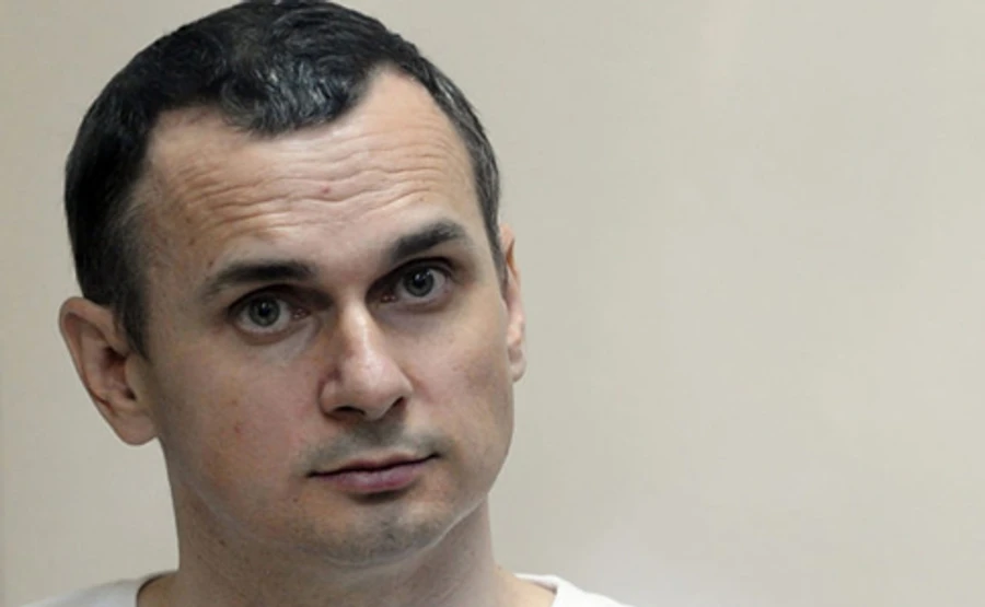 Сенцова таки этапировали в Иркутск