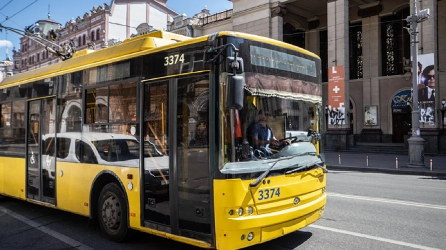 До конца военного положения проезд в транспорте Киева не будет дорожать – КГГА