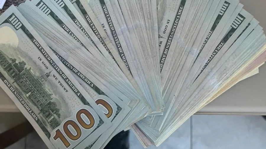 Работники 5 медучреждений и ВВК в Киеве штамповали диагнозы мужчинам для выезда за границу