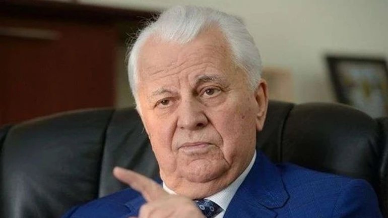 Ескалація: Україна вимагає екстреної зустрічі в ТКГ з Росією