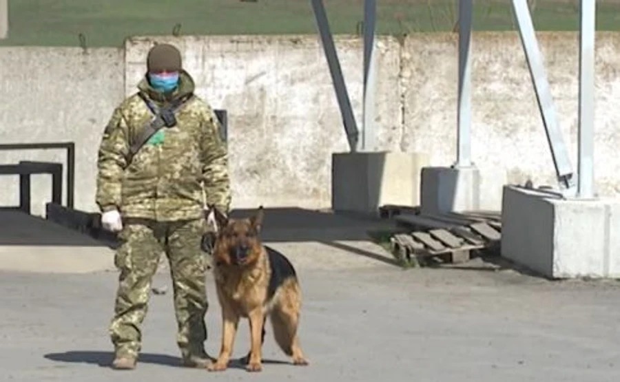 Людей, які приїдуть із ОРДЛО та Криму, також помістять на обсервацію