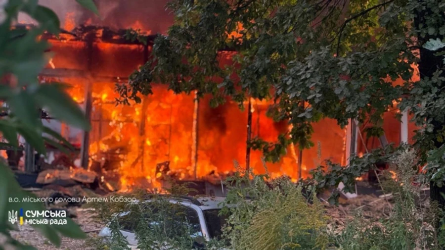 Russians strike Sumy, man killed, fire rages – photo