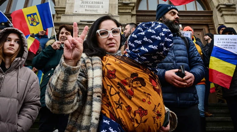 Втеча з виборів: чому у Румунії стає все складніше зупинити російський реванш