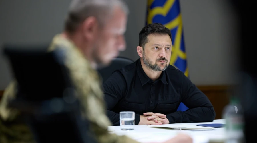 Зеленский провел беседу с боевыми командирами после замены Федорова