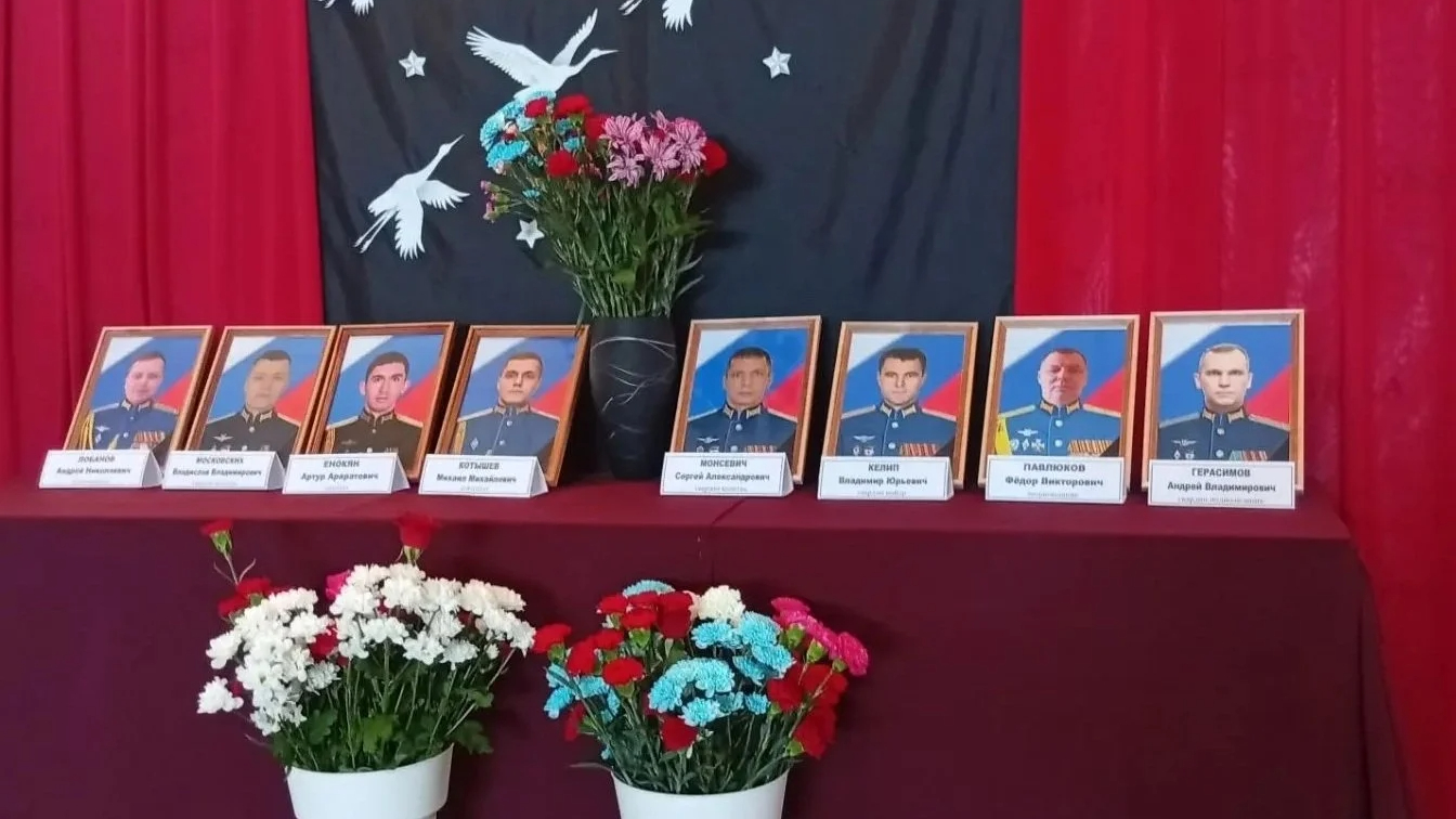 Russian Tu-95MS crash kills eight, including officers linked to missile strikes on Ukraine