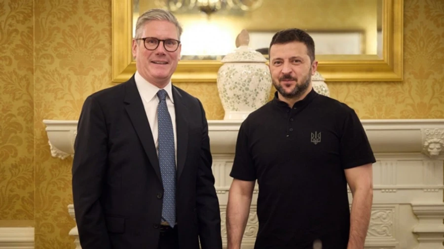 Прем'єр Британії пообіцяв Зеленському примножити зусилля з підтримки України