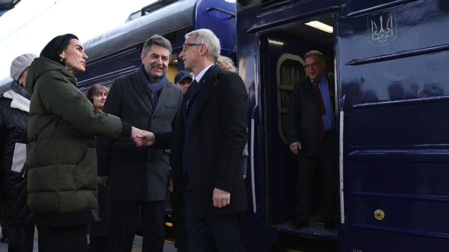 Bulgarian PM and delegation arrives in Kyiv