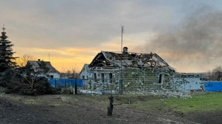 Russian attack on village in Donetsk Oblast with heavy rocket artillery kills 1 civilian, injures 4 teenagers – photo
