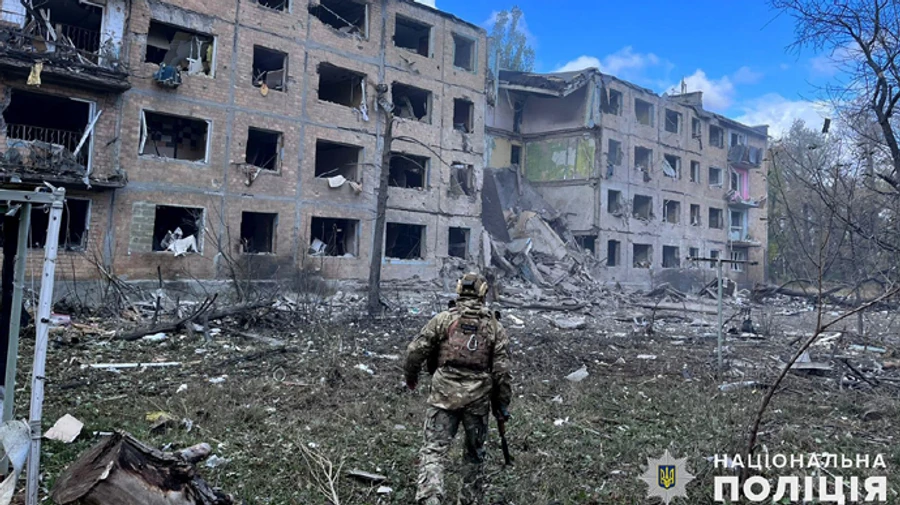 Враг весь день шквально бьет по Авдеевке: продолжаются тяжелые бои