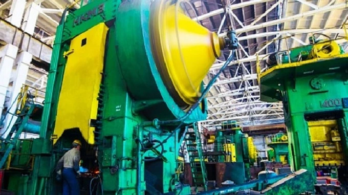Russians loot plant in Tokmak, set to retreat in Zaporizhzhia Oblast