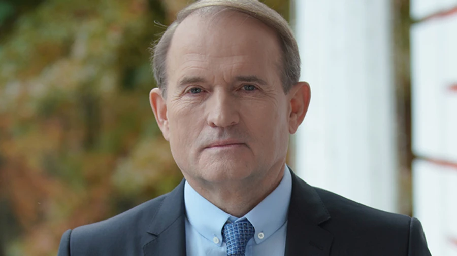 Подозрение Медведчуку должны были вручить еще 9 мая, но не смогли – источники