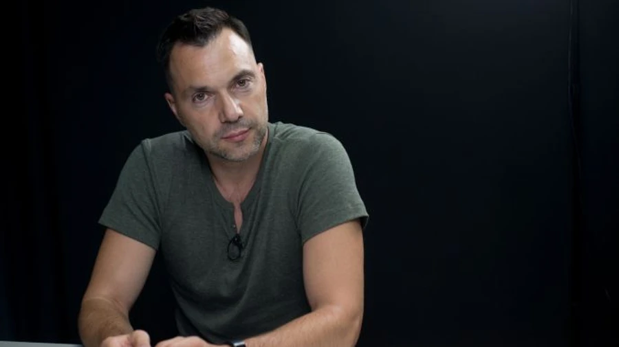 Блогеру Арестовичу дали должность в украинской делегации ТКГ