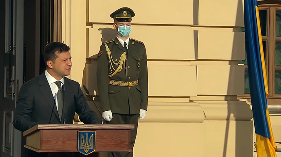 Зеленский надеется, что тишина на Донбассе будет постоянной