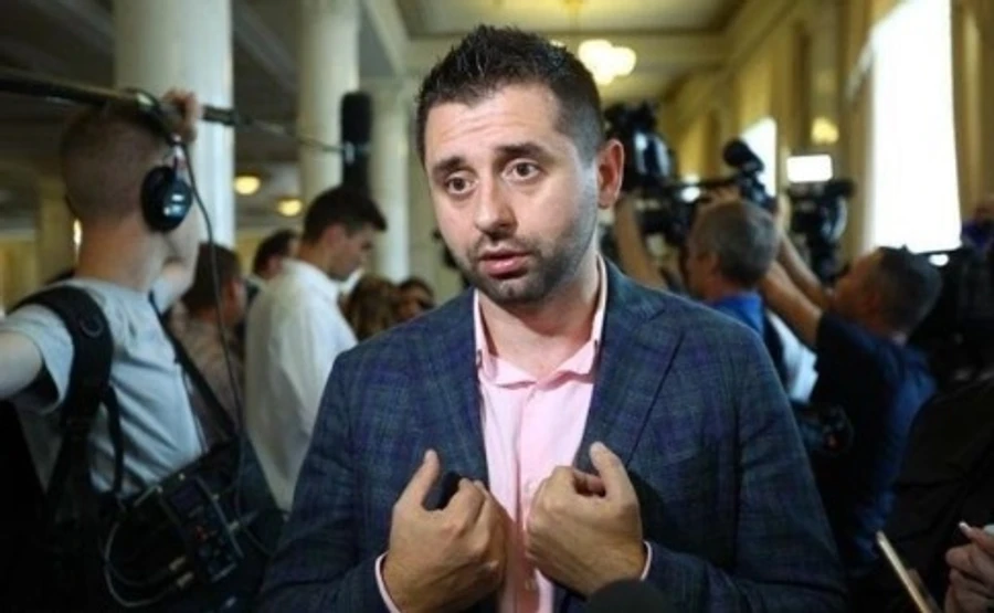 Арахамія проти призначення ексадвоката Януковича в ДБР