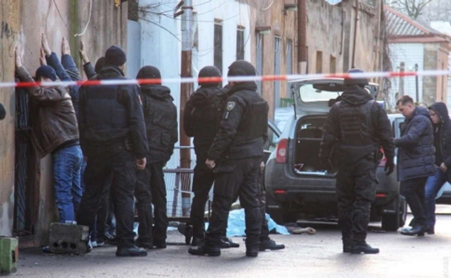 В центре Одессы спецоперация со стрельбой, есть погибший - СМИ