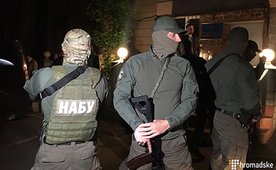 НАБУ затримало фігуранта справи Онищенка Постного на виході з СІЗО