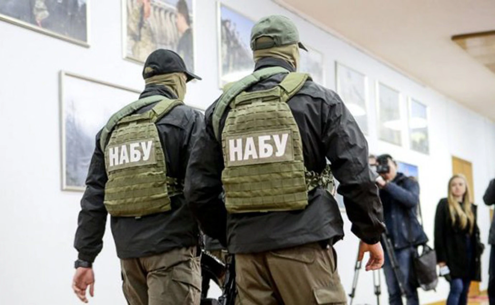  Хто рветься контролювати НАБУ?