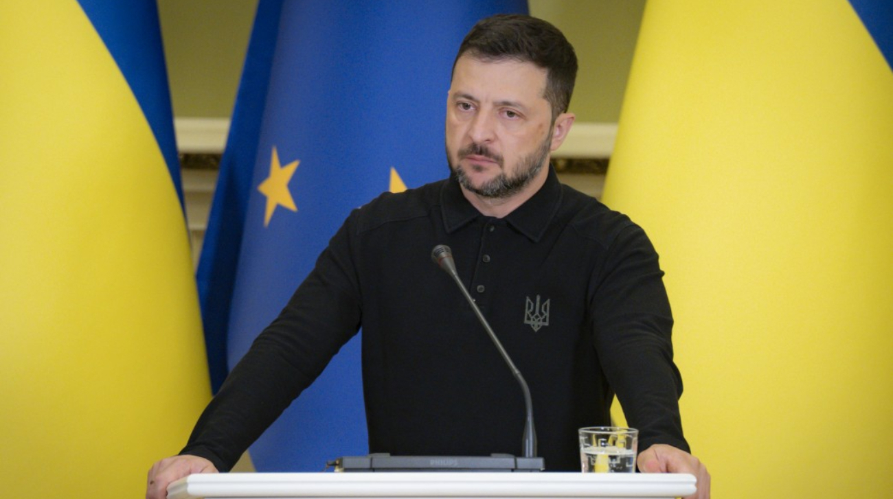Zelenskyy: Russia preparing provocations with POWs in Belarus