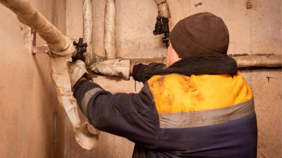 Almost 3,000 apartment blocks in Kyiv left without heating due to Russian overnight attack