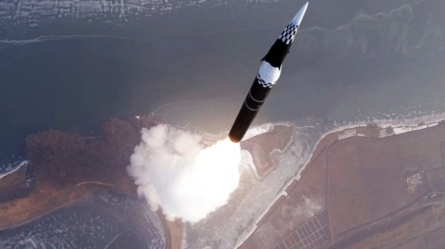 КНДР запустила несколько баллистических ракет в направлении Восточного моря