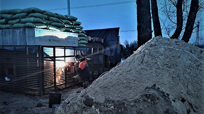 Ground Forces show concrete fortifications for defence of Kyiv