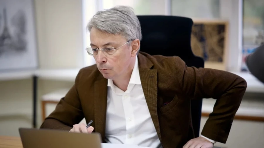 Під Ткаченком хитається крісло міністра культури – джерела