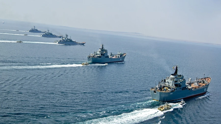 Мирная миссия и Запад: в России на лето запланировали 4,5 тысячи военных учений