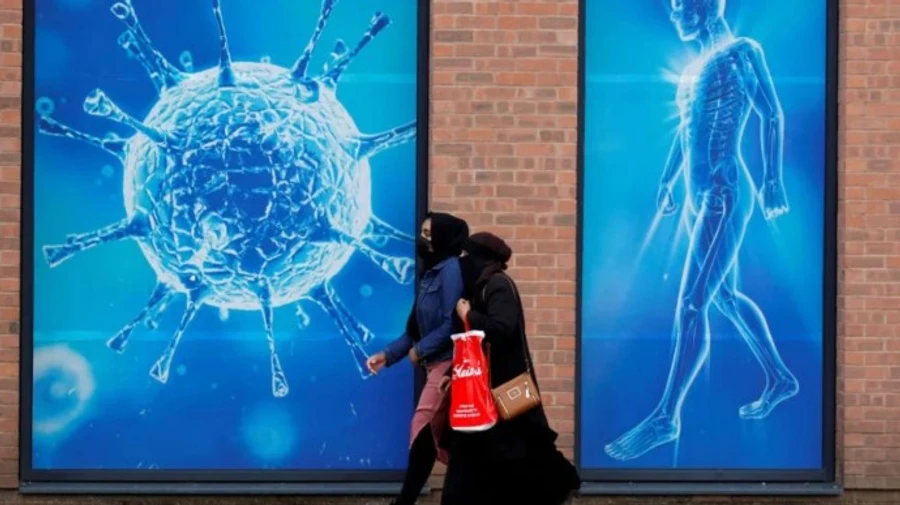 Через новий штам коронавірусу у Британії можуть ввести тривалий локдаун 