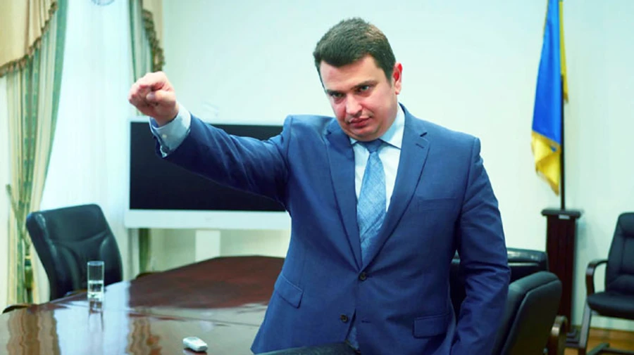 Група нардепів на чолі з Дубінським просить КСУ визнати призначення Ситника неконституційним