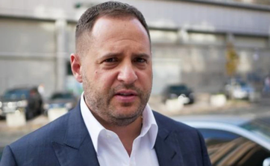 Только треть украинцев слышала о скандале с пленками с братом Ермака