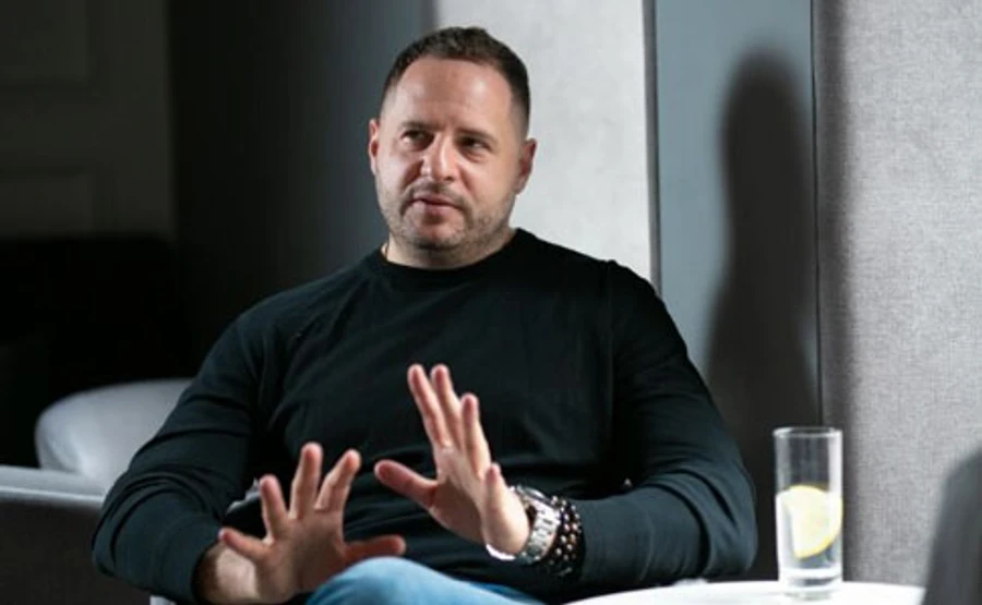 Єрмак постійно на зв’язку з кремлівським куратором по Україні