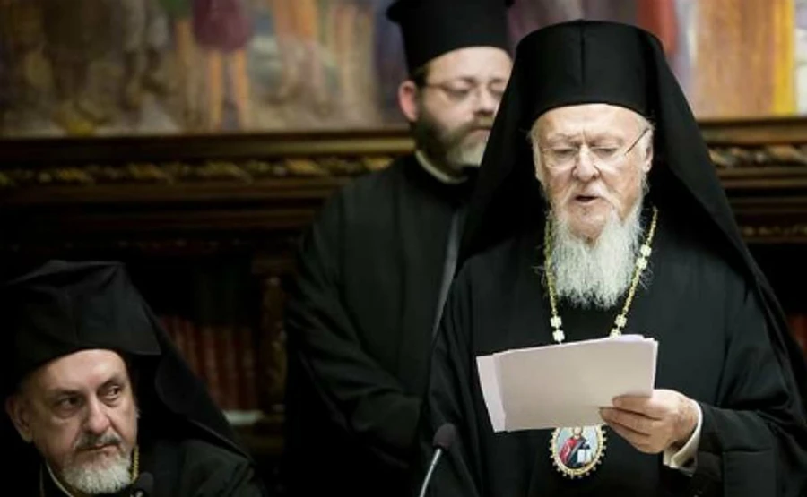 У Порошенка розповіли, коли буде оприлюднений текст томосу