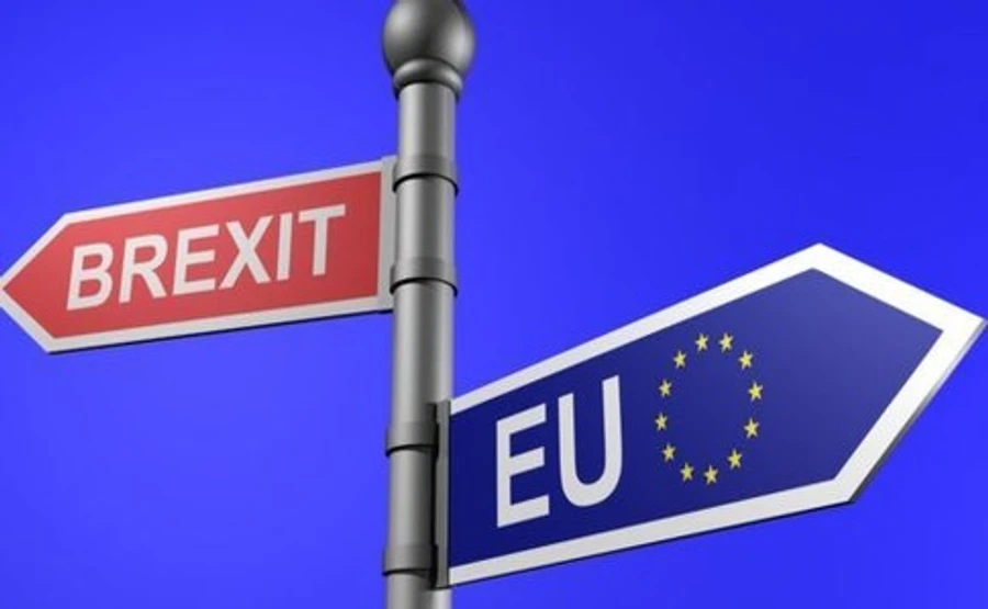 Велика Британія назвала точний час виходу з ЄС
