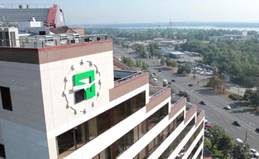 НАБУ проводить обшуки в головному офісі Приватбанку