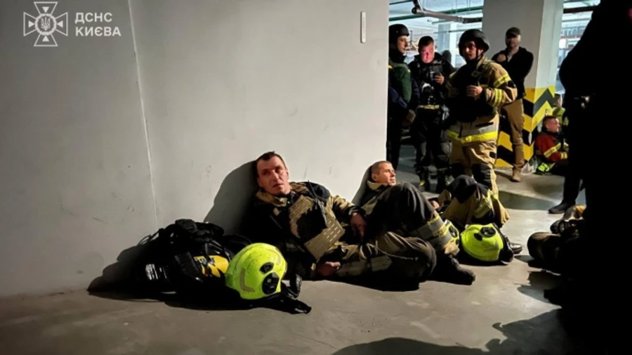 В Киеве из-за атаки россиян есть повреждения в 5 районах – ГСЧС