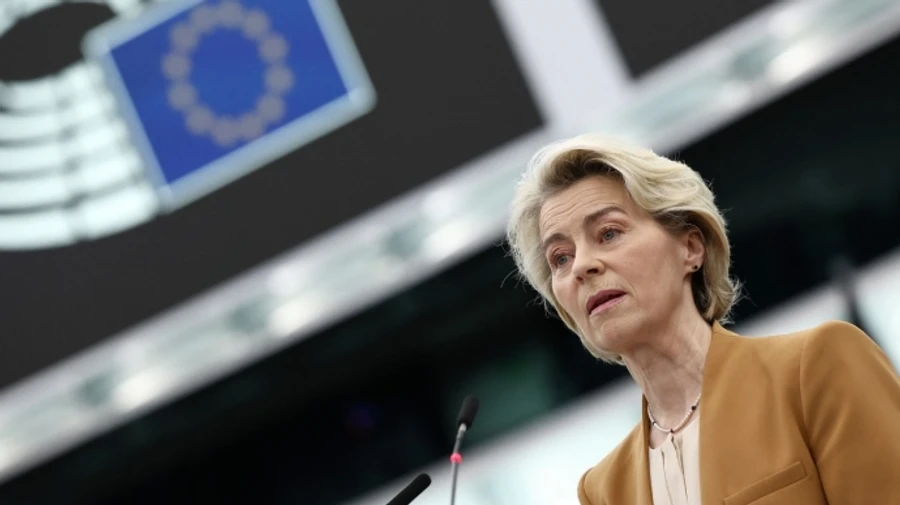 Президент Еврокомиссии отменила визит в Польшу из-за тяжелой пневмонии