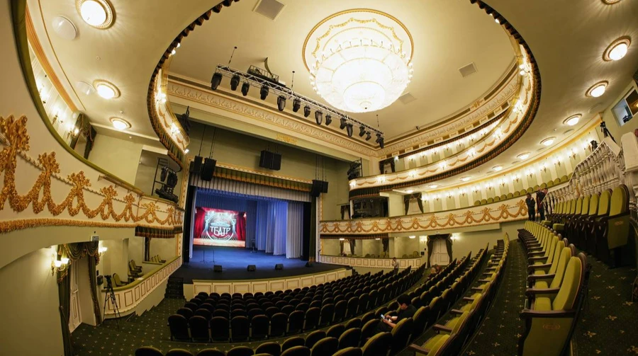 Russians reopen Mariupol drama theatre they destroyed with songs and dancing