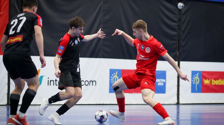 Вилетіти після перемоги, історичний покер і гол-скандал: найцікавіше про тур футзальної Екстраліги