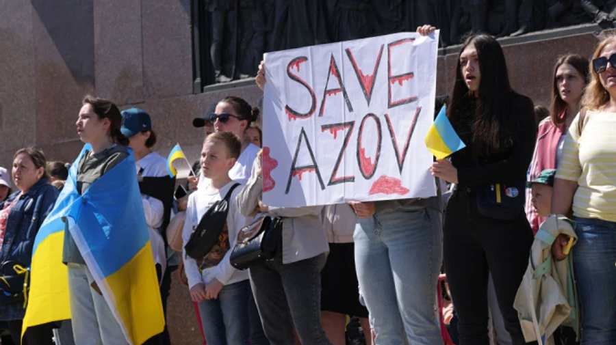 Розблокування Маріуполя військовим шляхом зараз неможливе – Зеленський