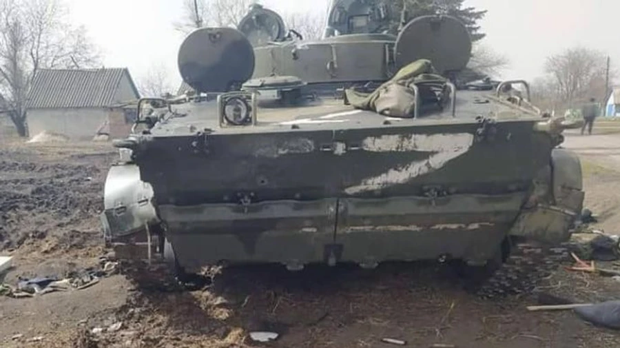 Регіони: росіяни вдарили ракетами по селу Шевченкове, Азовсталь тримається