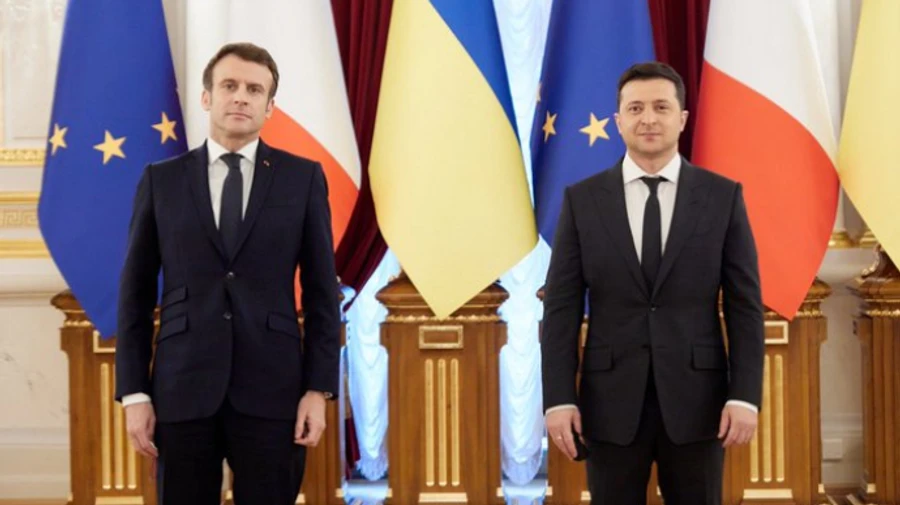 Макрон в Киеве: Минские соглашения – единственный путь, который позволит установить мир