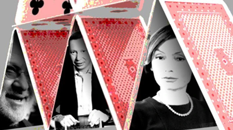 Картковий будинок на Інститутській: що відбувається в НБУ та до чого тут справа Приватбанку