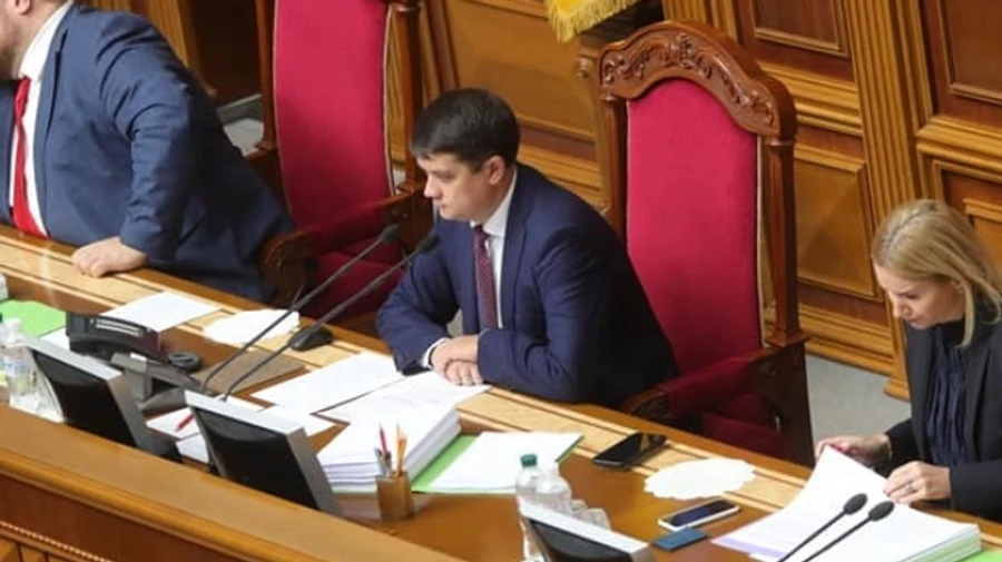 Людей нужно поощрять к созданию контента на украинском языке – Разумков