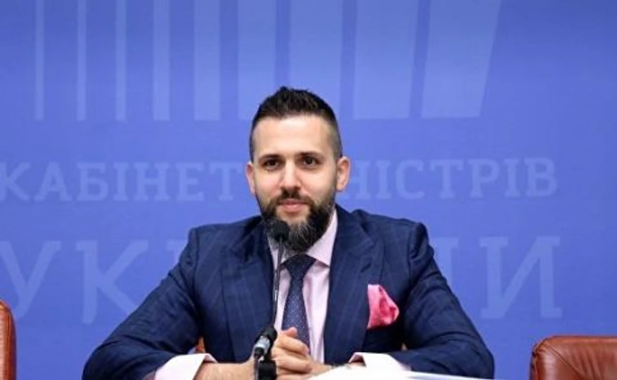 США заявили, что следят за Кабмином после увольнения Нефедова и Верланова