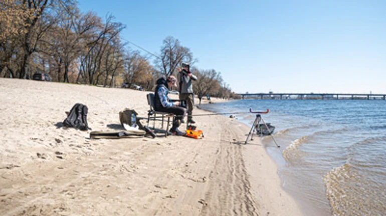 Рыбы нет, но вы держитесь. Як переживають карантин столичні рибалки