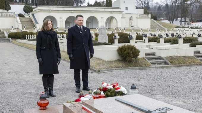 Кандидат у президенти Польщі влаштував провокацію у Львові і погрожував Садовому