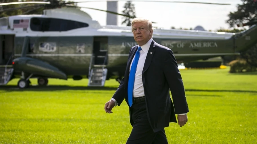 В США заарештували чоловіка за націлювання лазерної указки на гелікоптер Трампа – ЗМІ